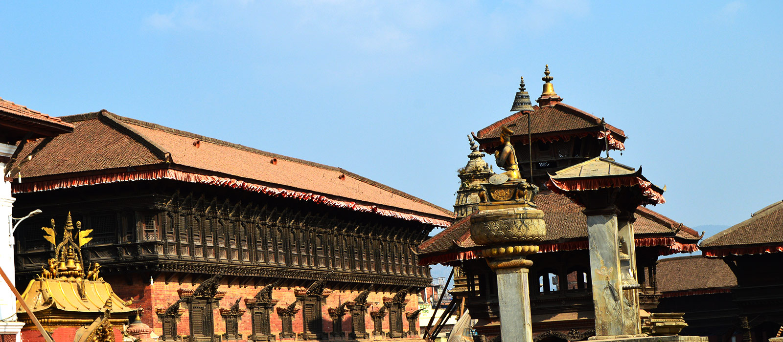 BHAKTAPUR-55-WINDOWS-PALACE