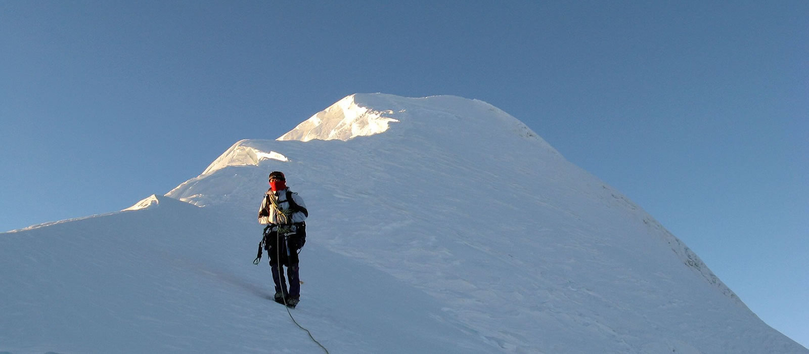 Lobuche Peak Climbing – 17 Days