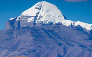 Mt Kailash and Lake Manasarovar Pilgrimage Tour